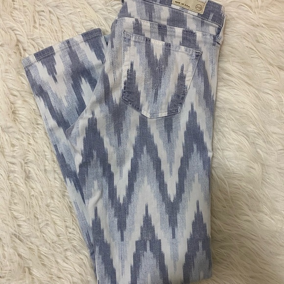AG ~ Women’s The Stilt Cigarette Leg Denim Jeans IKAT pattern (Chevron) Size 28R - Picture 11 of 13